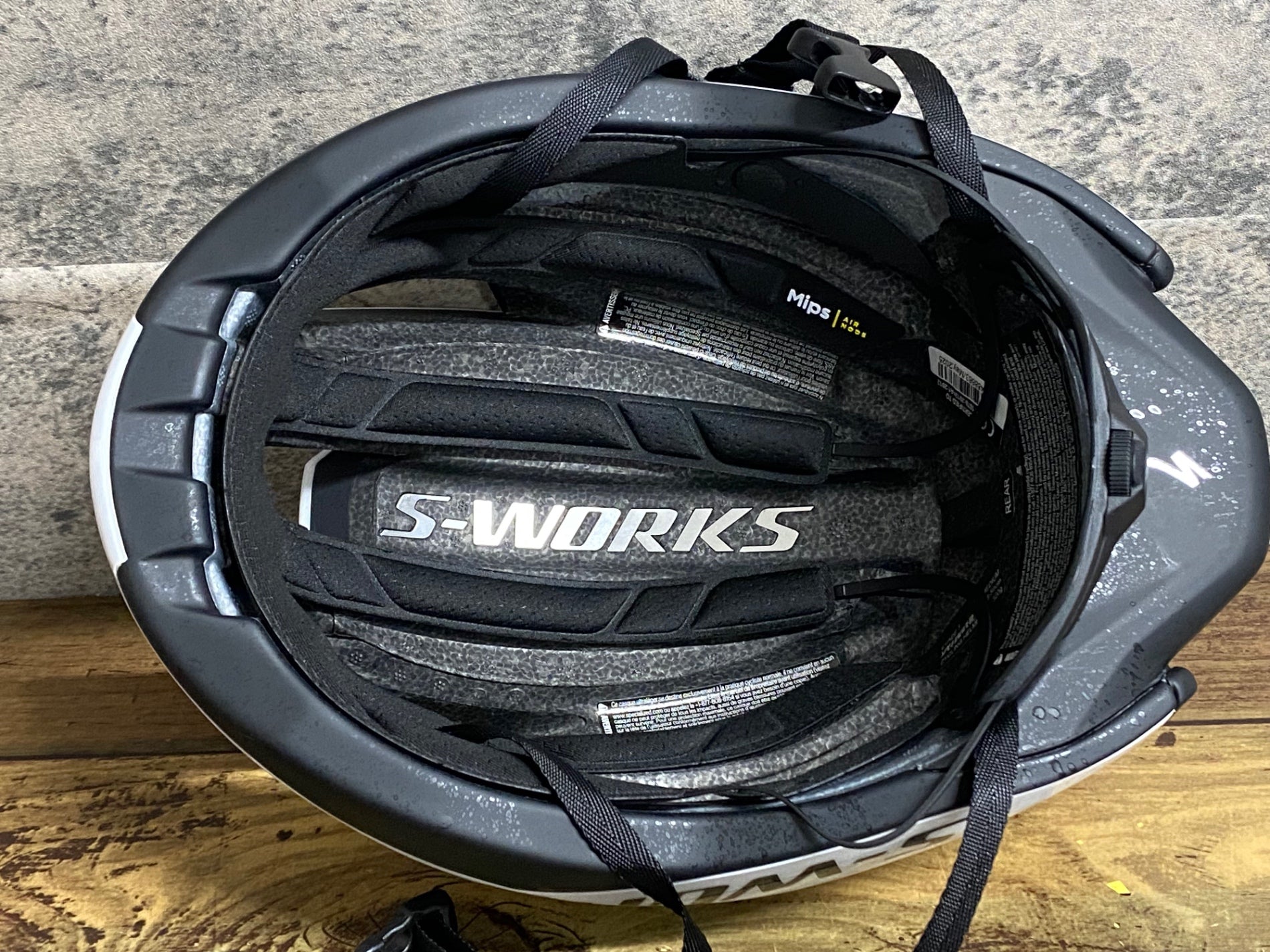 KA237 スペシャライズド SPECIALIZED S-WORKS EVADE 3 ヘルメット 白 M