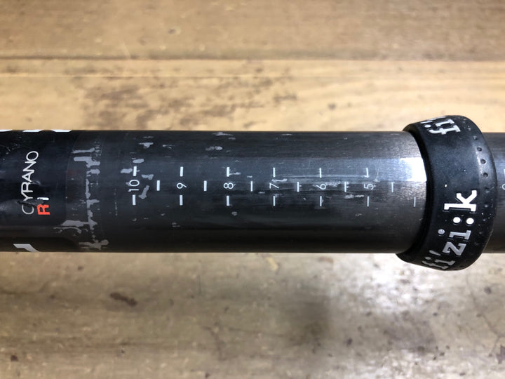 KN328 フィジーク fizik CYRANO R1 カーボン シートポスト 330mm Φ31.6 SB20mm