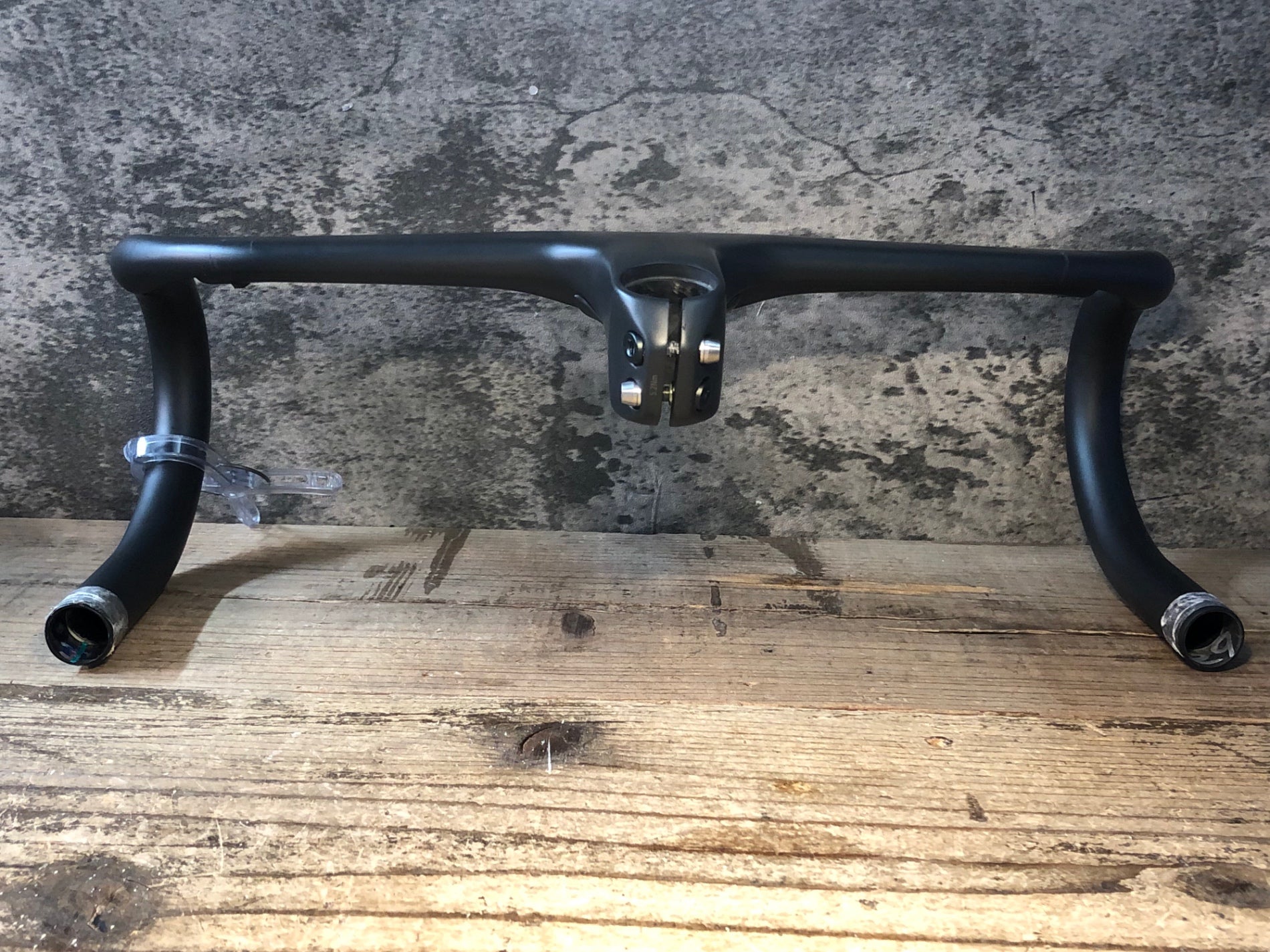 JM724 ボントレガー BONTRAGER アイオロス AEOLUS RSL VR-C カーボン