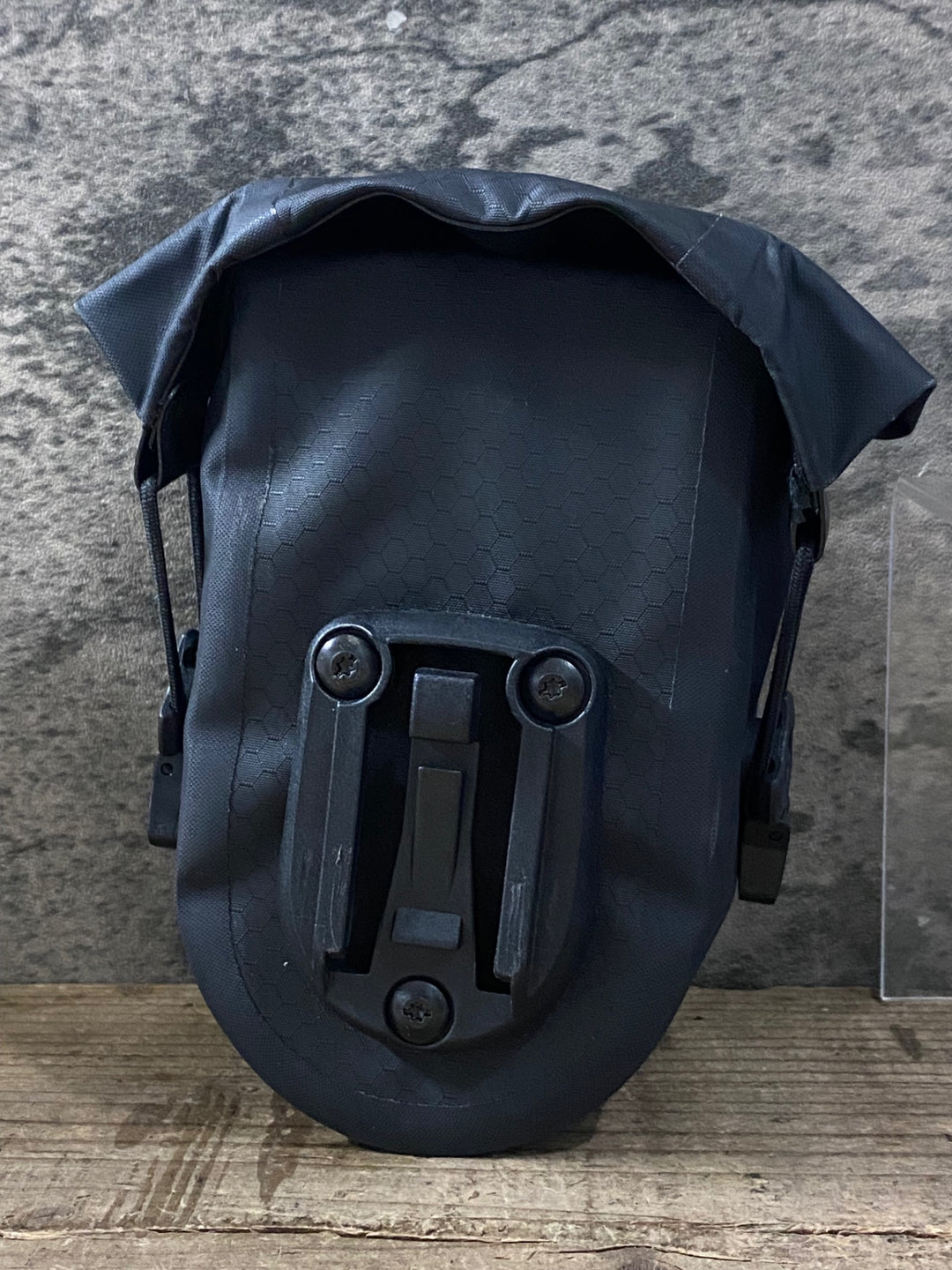 KM048 オルトリーブ ORTLIEB サドルバッグ 黒 ※マウント欠品
