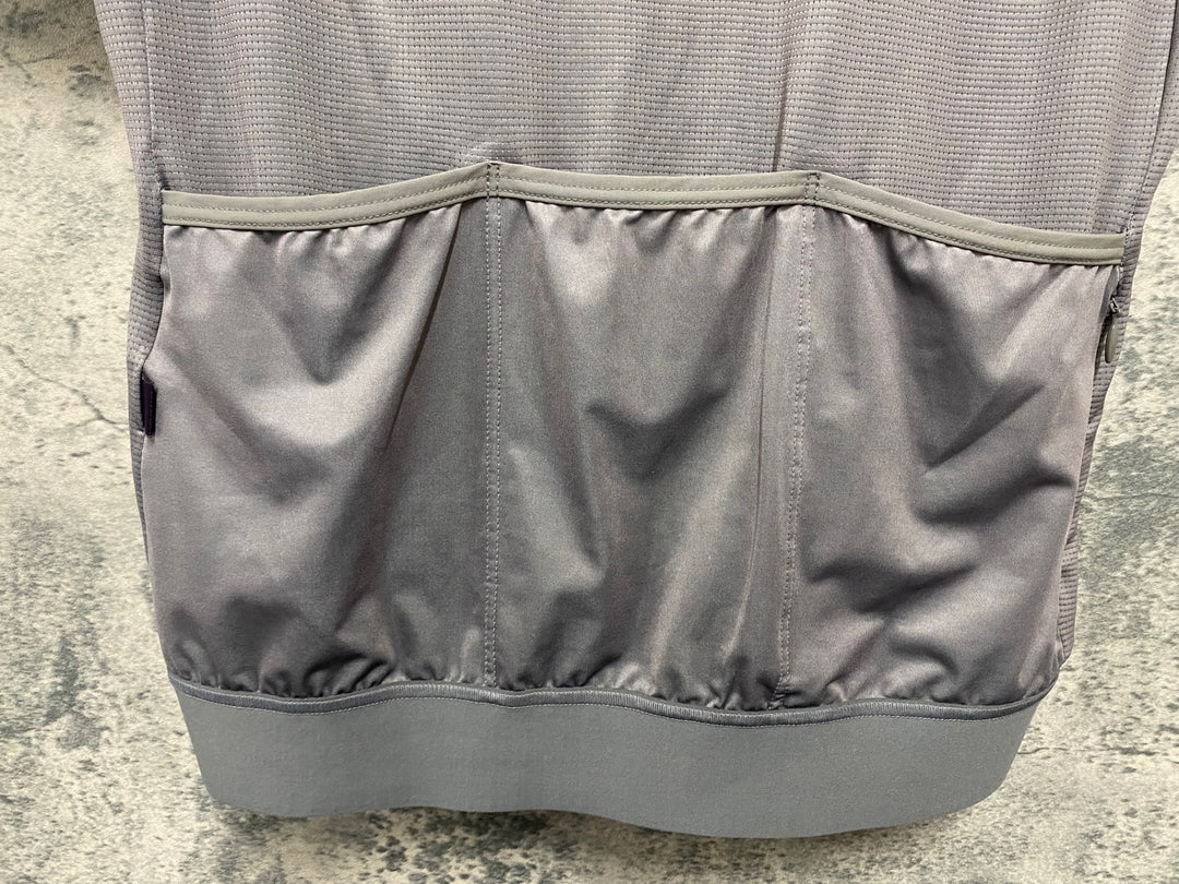 JC400 パスノーマルスタジオ Pas Normal Studios | Men's Mechanism Jersey 半袖 サイクルジャージ ミディアムグレー M