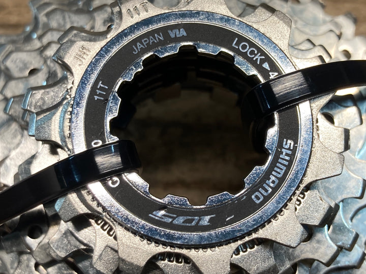JA083 シマノ SHIMANO 105 CS-5700 スプロケット 11-25T 10S