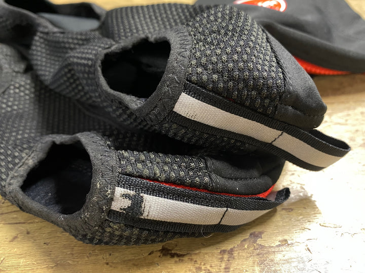 JZ272 カステリ CASTELLI ロッソコルサ ROSSO CORSA perfetto シューズウォーマー 黒 XL GORE-TEX