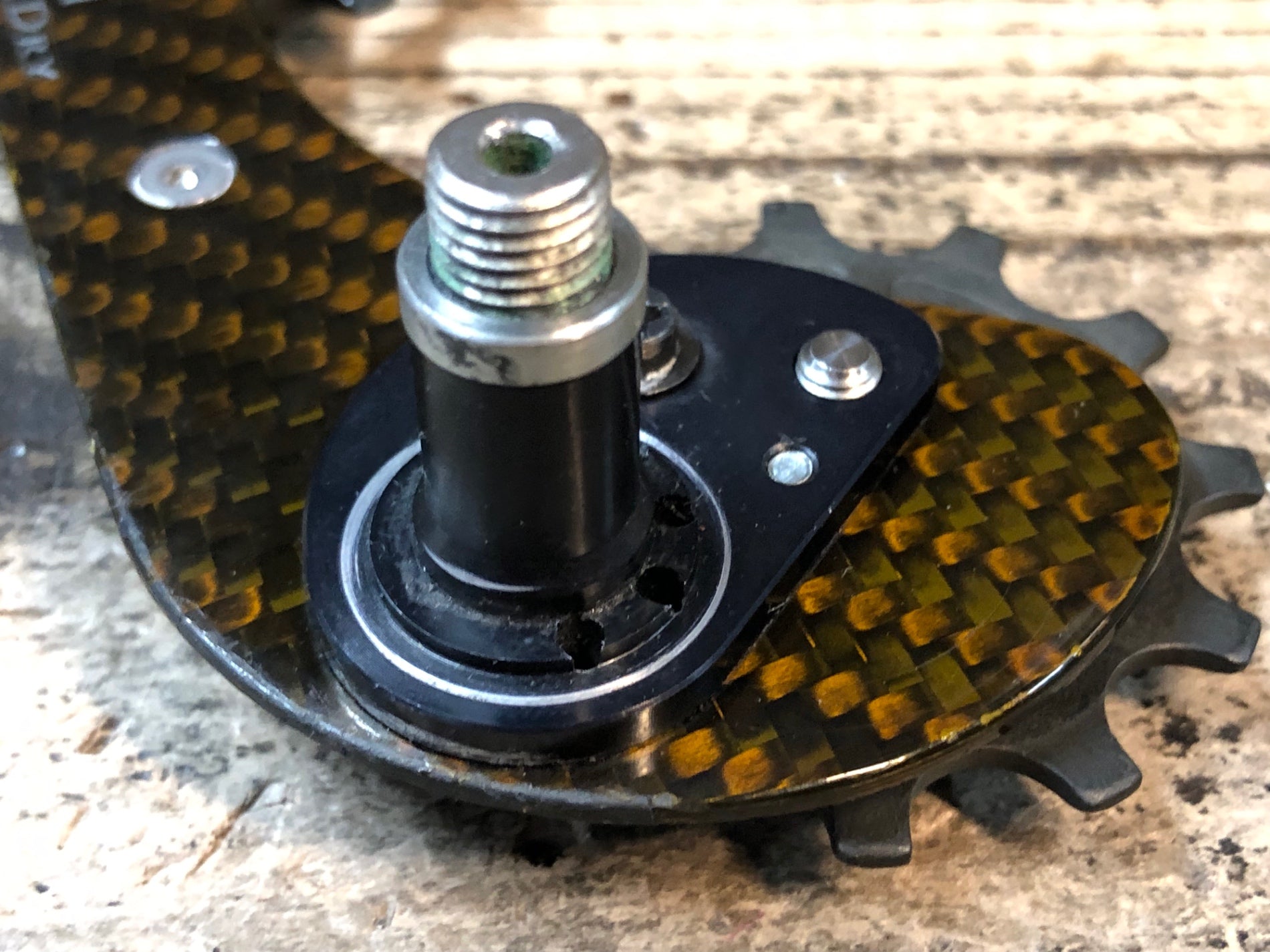 JT414 カーボンドライジャパン CDJ V3 ビッグプーリー 6800/9000系対応