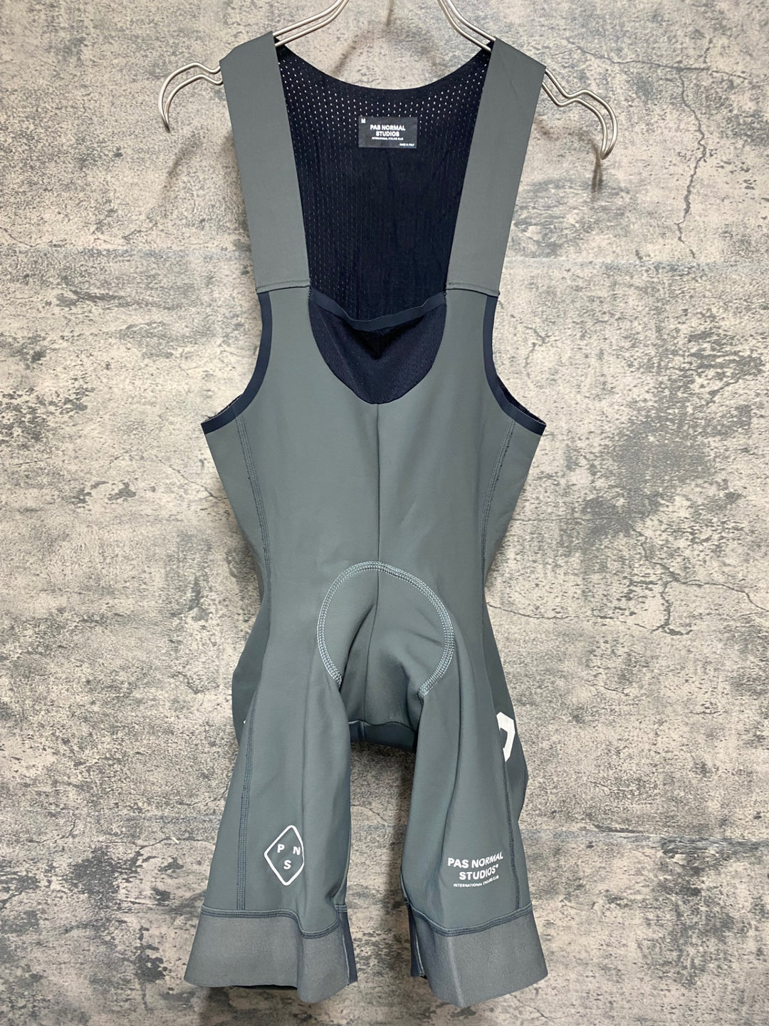 KB877 パスノーマルスタジオ PAS NORMAL STUDIOS Mechanism Thermal Bib Shorts ビブショーツ グレー M 裏起毛