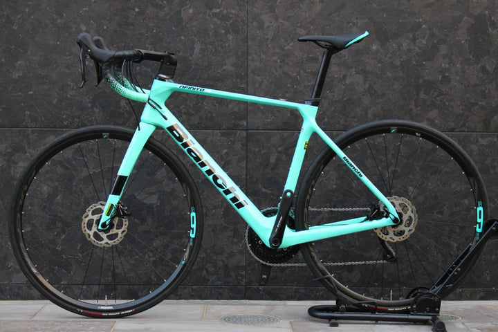 ビアンキ BIANCHI インフィニート INFINITO XE DISC 2022モデル 55サイズ シマノ105 R7020 11S 油圧DISC カーボン ロードバイク 【福岡店】