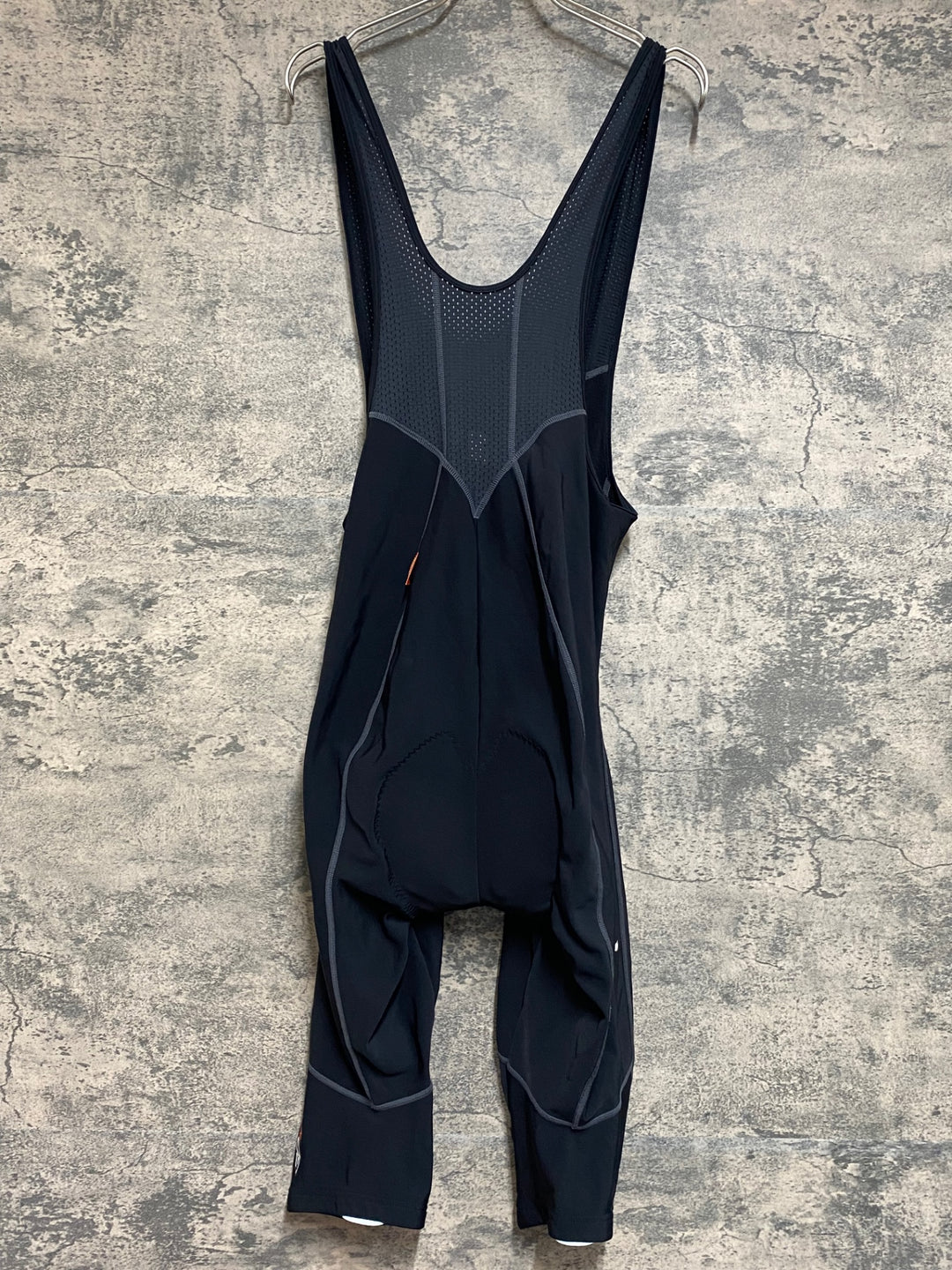 JN605 パールイズミ PEARL iZUMi ビブニッカー黒 XL 裏起毛 3DNEO ほつれあり