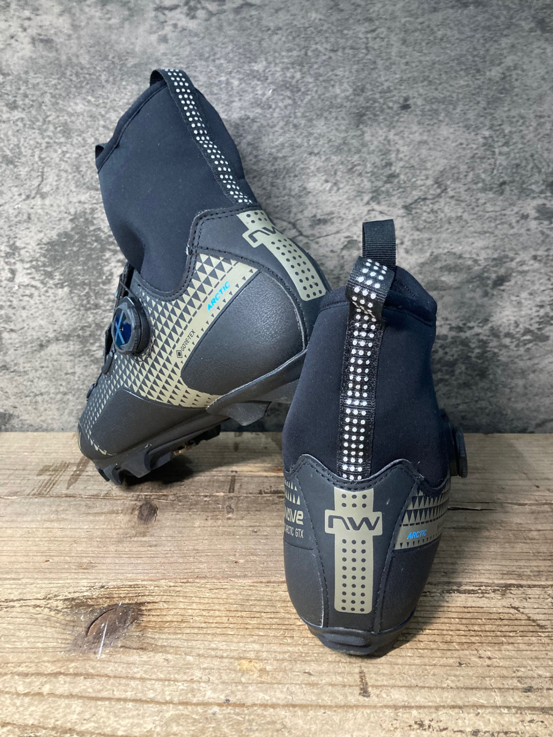 JX887 ノースウェーブ NORTHWAVE CELSIUS XC ARCTIC GTX ビンディングシューズ 黒 EU40