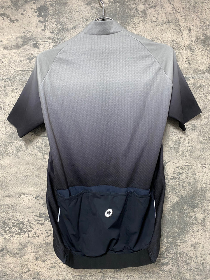 JI977 アソス assos FASTLANE GT 半袖 サイクルジャージ 黒グレー S