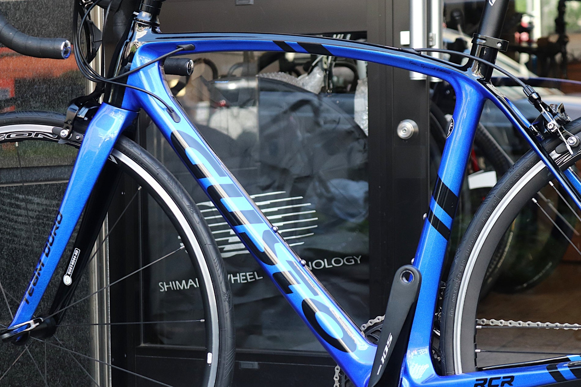 グスト GUSTO デューロ エボ RCR TEAM DURO EVO 2021モデル Mサイズ