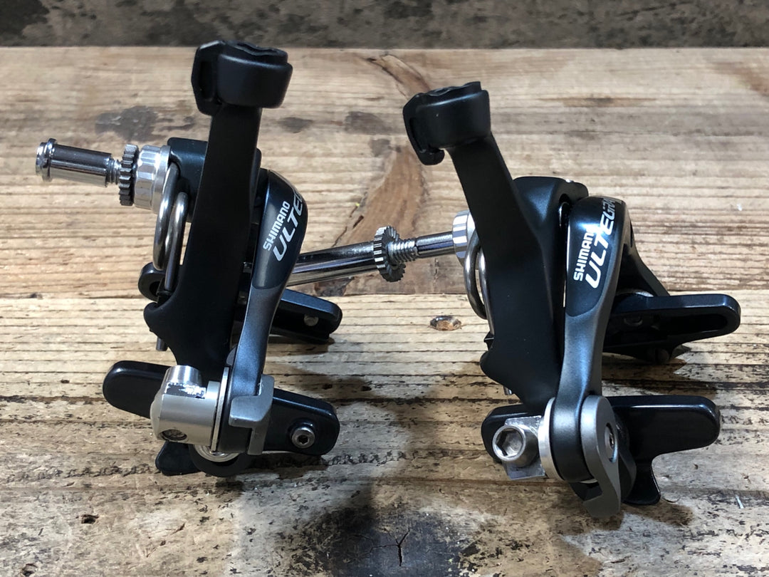 JQ292 シマノ SHIMANO アルテグラ ULTEGRA BR-6700 ブレーキキャリパー 前後セット ※アジャスターボルト シュー欠品