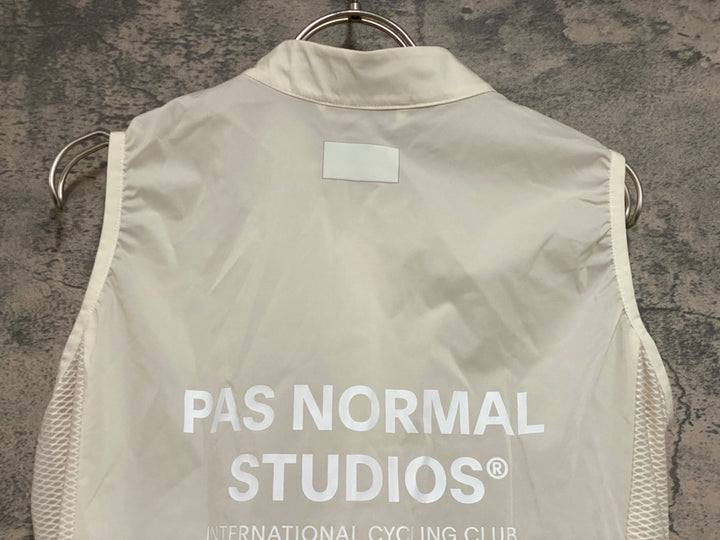 KF450 パスノーマルスタジオ PAS NORMAL STUDIOS Mechanism Stow Away Gilet ジレ サイクルベスト オフホワイト L