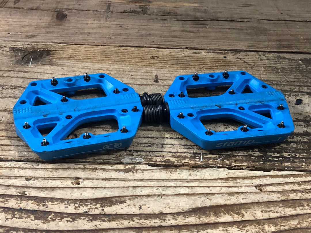 JU449 クランクブラザース CRANK BROTHERS スタンプ STAMP1 フラットペダル 青