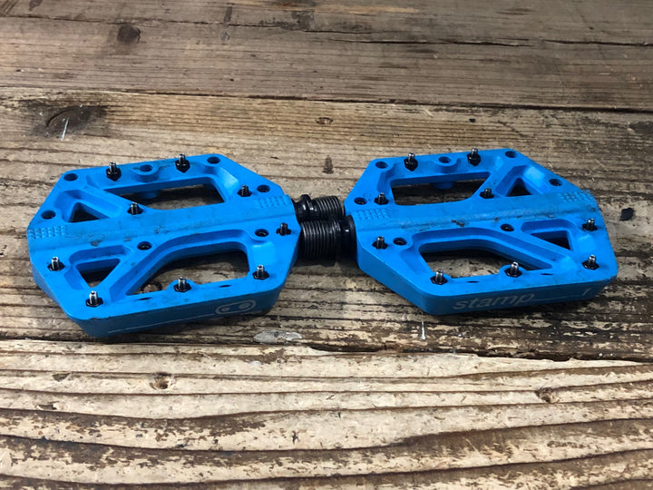 JU449 クランクブラザース CRANK BROTHERS スタンプ STAMP1 フラットペダル 青