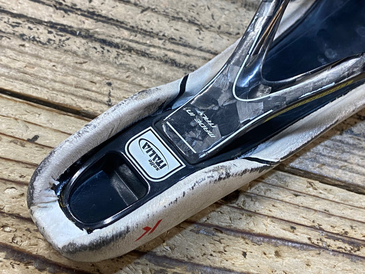 JV940 セライタリア selle italia Flite KiT CARBONiO サドル 白 カーボンレール ※座面表面劣化,レールガタつきの為ジャンク