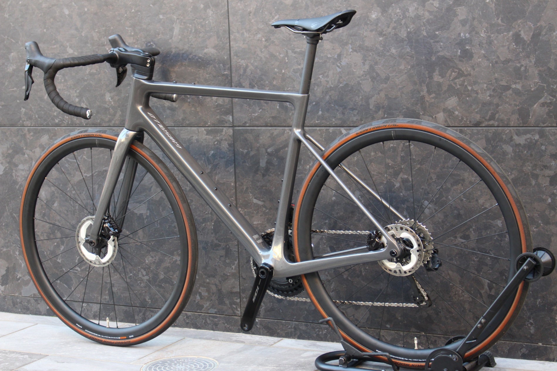 ギザロ GHISALLO GE-110 2024モデル Mサイズ シマノ 105 R7170 12S Di2