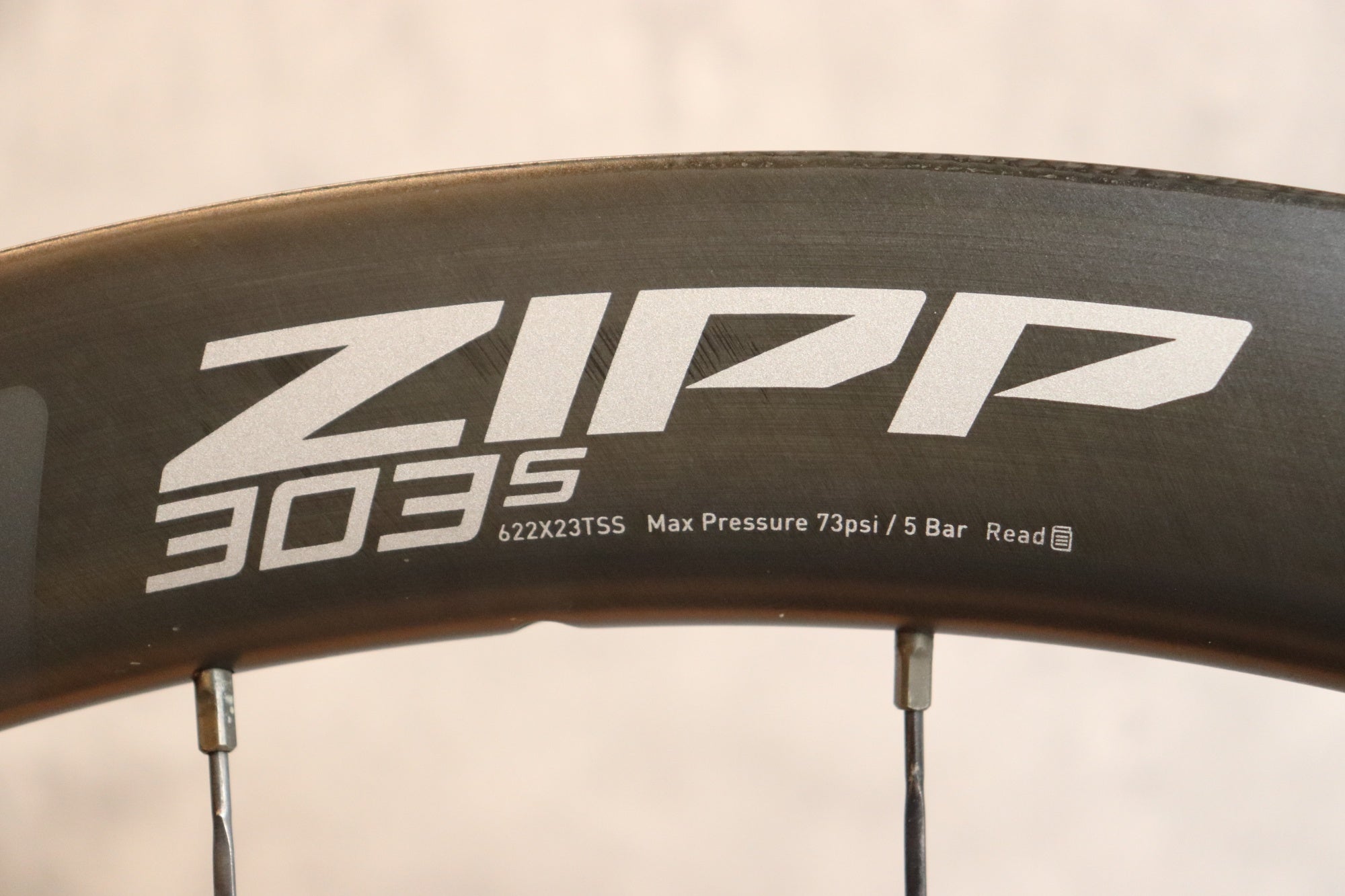 ジップ ZIPP 303S DISC カーボン チューブレス ディスク ホイール