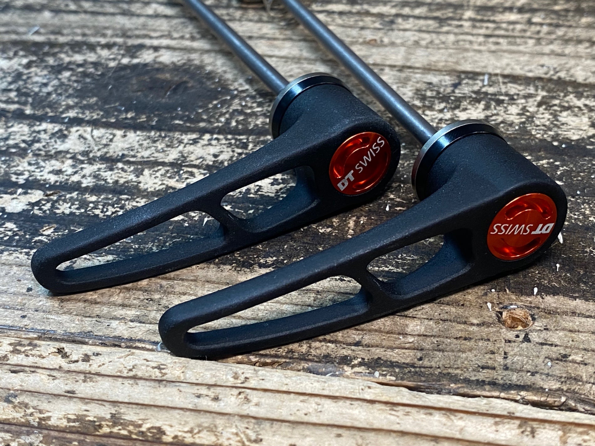 DT SWISS スキュワー チタン 100/130 DT SWISS スキュワー チタン 100/130 JG052 DT Swiss RWS