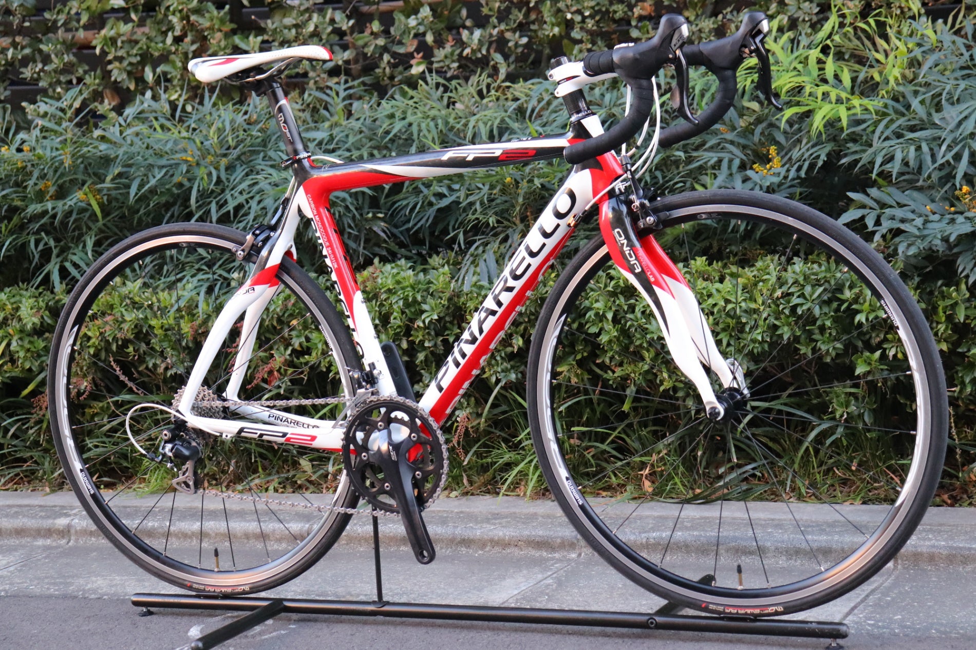ピナレロ PINARELLO FP2 CARBON 2011年 510サイズ シマノ 105 5700 10S