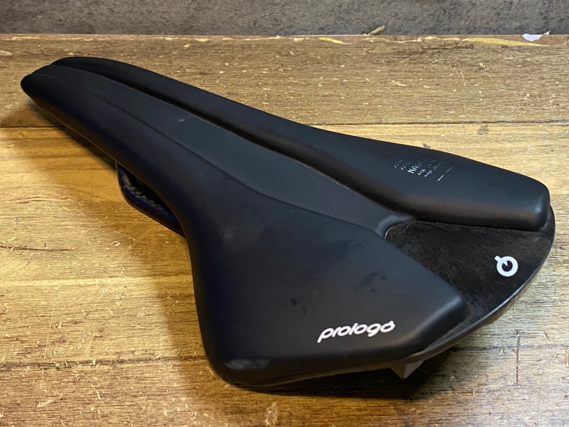 JT897 プロロゴ prologo ナゴ NAGO R4 Nack サドル 黒 カーボンレール