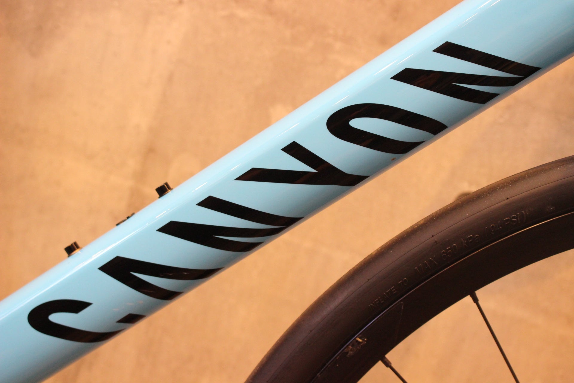 キャニオン　エンデュレースcf7 キャニオン CANYON エンデュレース ENDURACE CF7 2022 Sサイズ