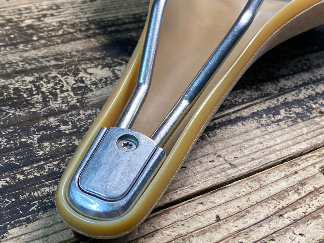 JJ116 ブルックス BROOKS カンビウム CAMBIUM C17 サドル ベージュ