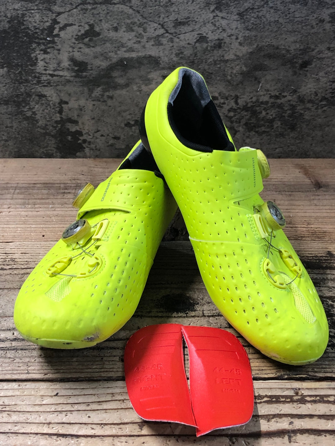 KA063 シマノ SHIMANO RC9 SH-RC900-E Y ビンディングシューズ 3穴 BOA 黄 EU44 ※ガリ傷
