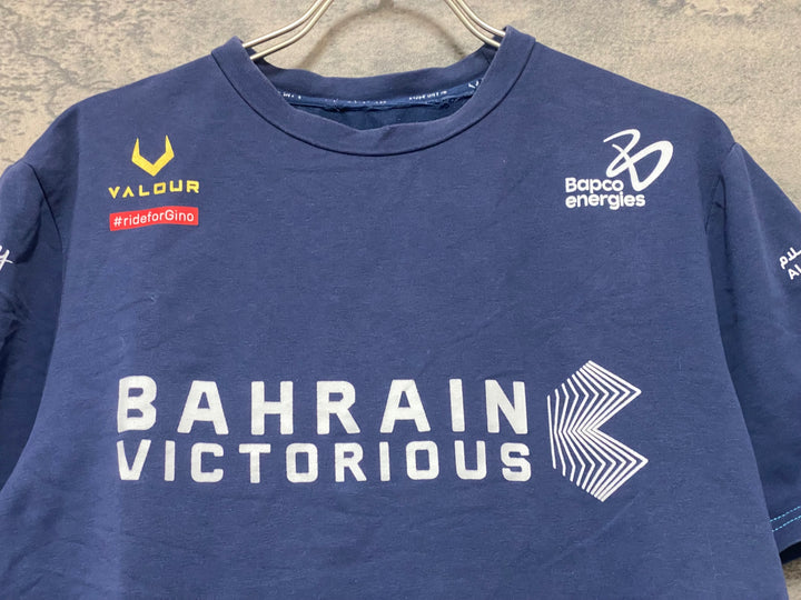 JV526 VALOUR 半袖 Tシャツ 濃紺 サイズ不明 BAHRAIN VICTORIOUS