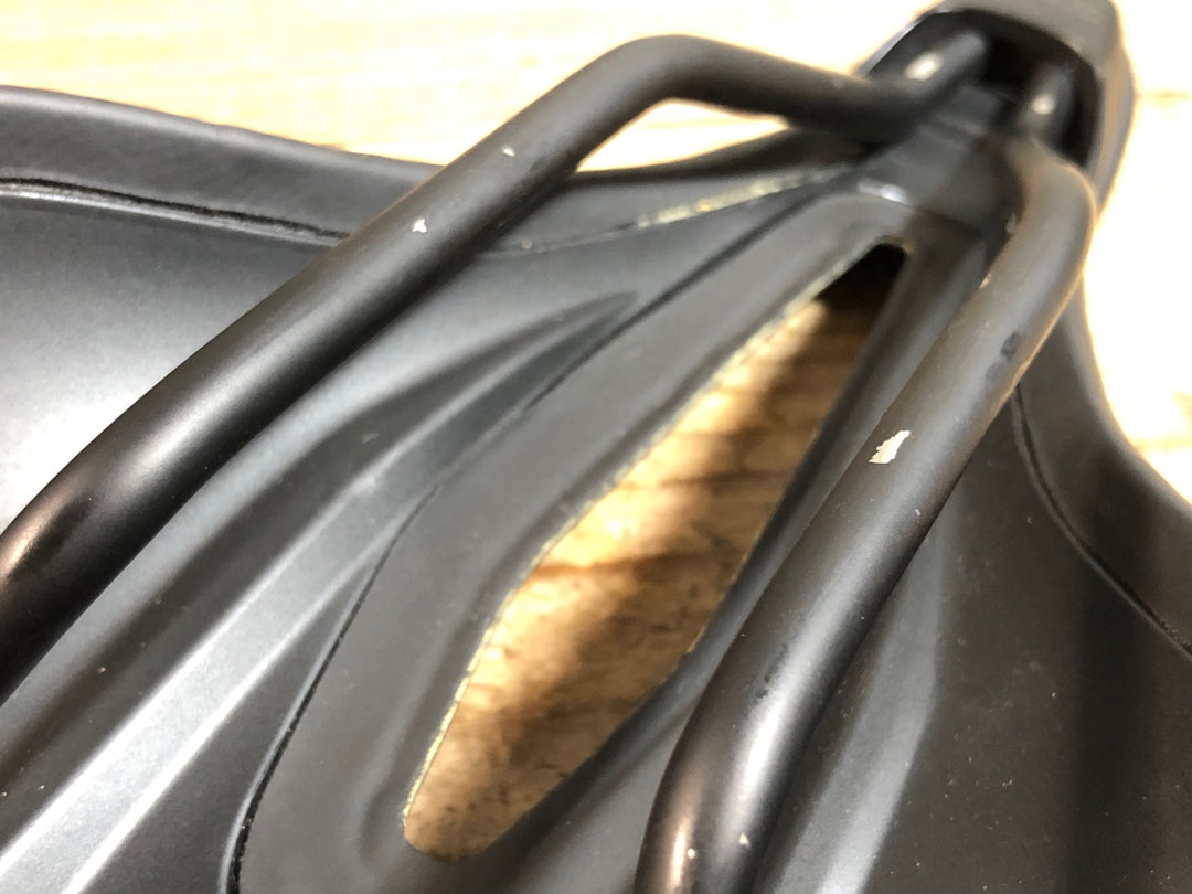 KD023 スペシャライズド SPECIALIZED ARC EXPERT サドル HOLLOW TI 155mm ※側面に修正痕