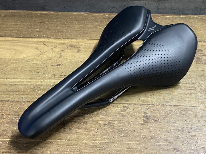 JZ922 スペシャライズド SPECIALIZED  ローミン エボ ROMIN EVO 黒 143mm サドル  HOLLOW Tiレール