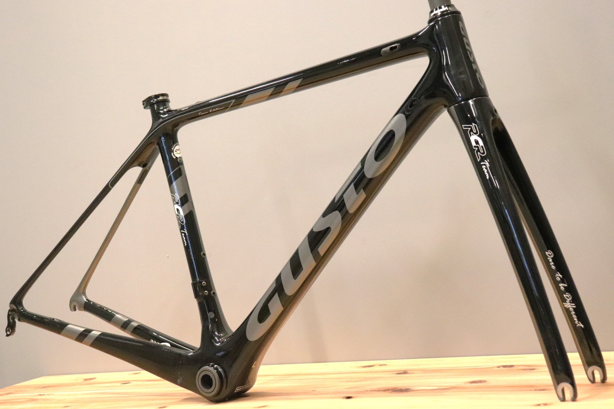 グスト GUSTO RCR チーム レジェンド TEAM LEGEND 2020モデル Lサイズ