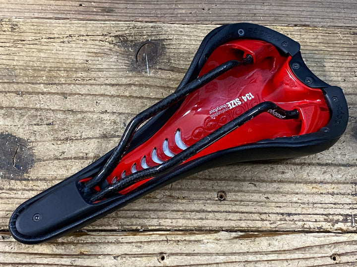 KJ741 プロロゴ prologo SCRATCH PRO サドル 黒 134mm NACK レール
