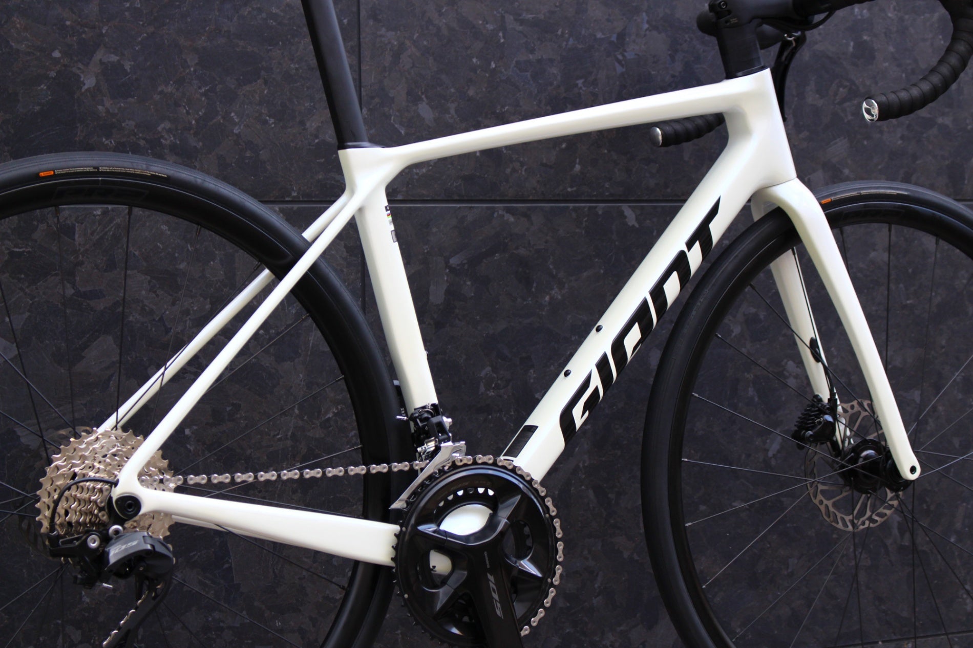 ジャイアント GIANT TCR Advanced 2 KOM 2025モデル Sサイズ シマノ