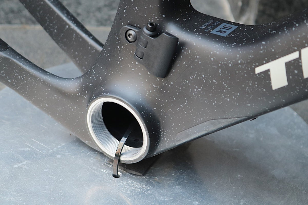 トレック TREK チェックメイト CHECKMATE SLR 2025年モデル Sサイズ カーボン ディスクブレーキ グラベルロード フレームセット 【東京南麻布店】