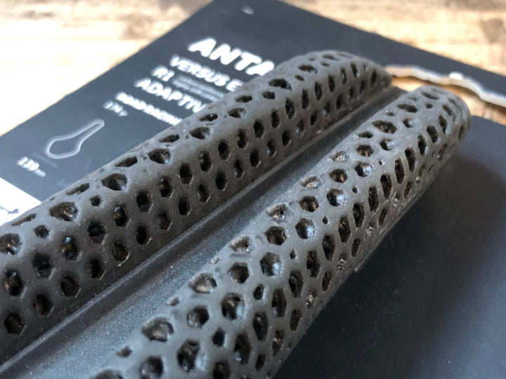 JR953 フィジーク fizik アンタレス ANTARES VERSUS EVO R1 ADAPTIVE サドル カーボンレール 139mm