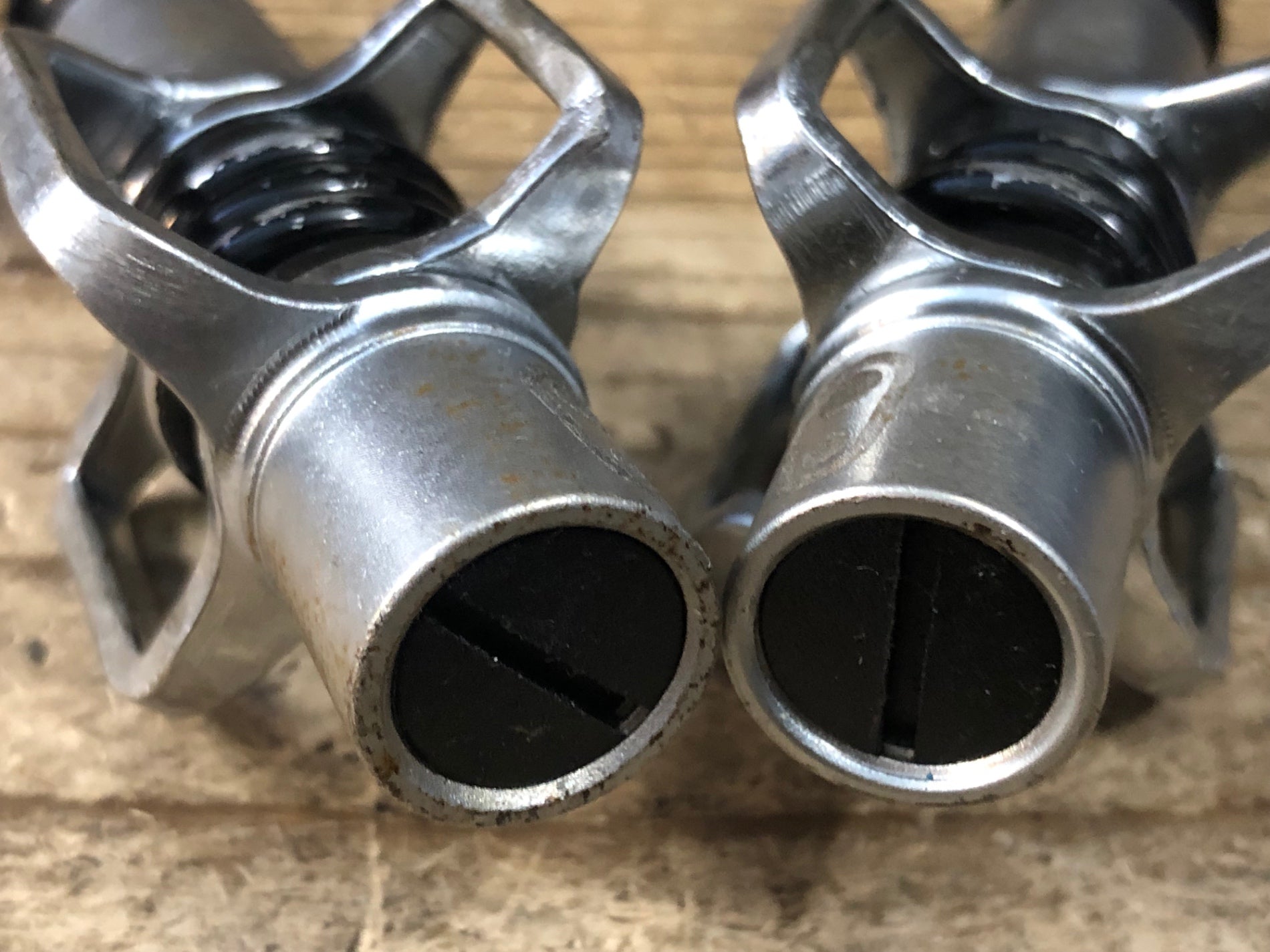 JS044 クランクブラザーズ Crankbrothers エッグビーター EGG BEATER