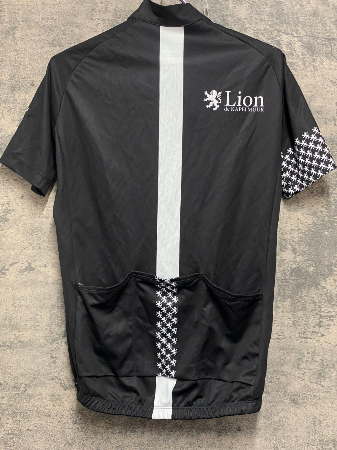 JU571 リオンドカペルミュール Lion de KAPELMUUR 半袖 サイクルジャージ 黒 M