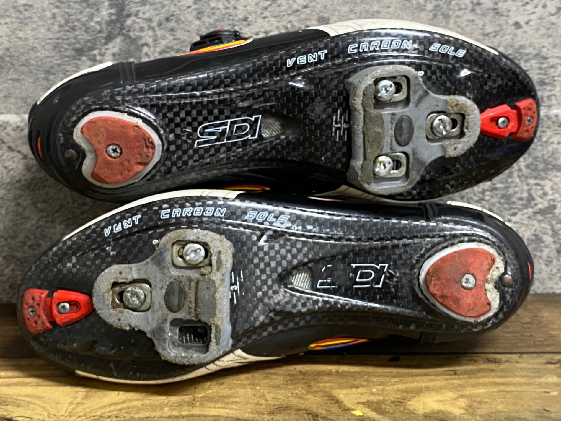 KD146 シディ SIDI ワイヤー WIRE CARBON ビンディングシューズ 3穴 白