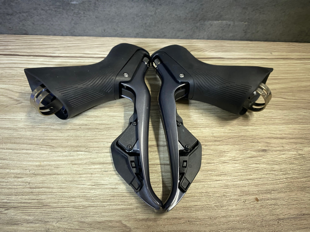 JT545 シマノ SHIMANO アルテグラ ULTEGRA ST-R8150 STIレバー 左右セット ※ガリ傷