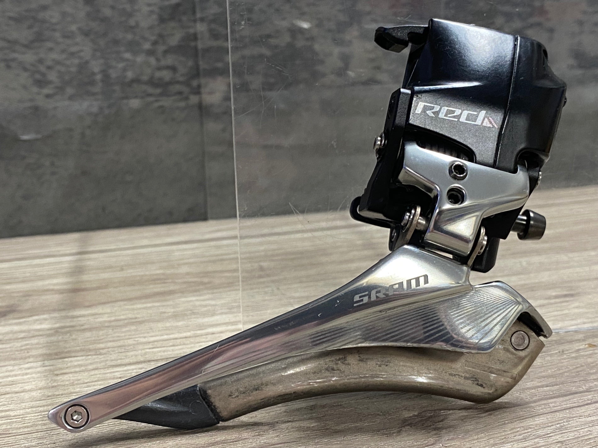 SRAM 「スラム」 RED E-TAP フロントディレイラー / バイチャリ世田谷