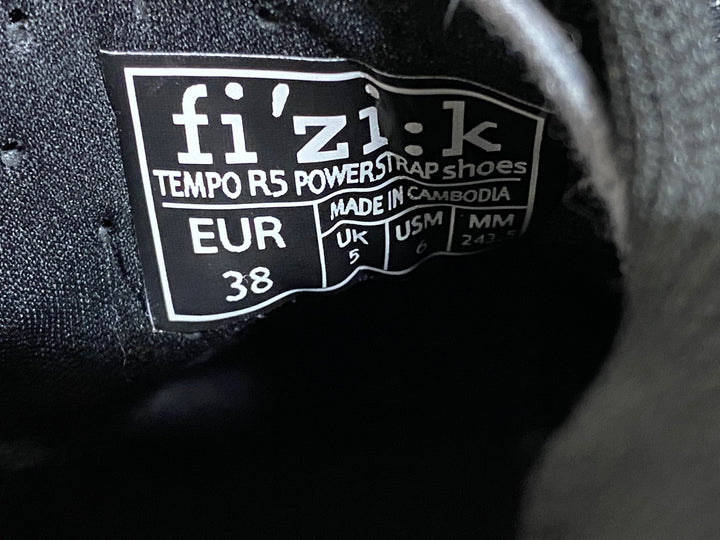 KC431 フィジーク fizik TEMPO R5 POWERSTRAP ビンディングシューズ 白黒 EU38 SPD-SL