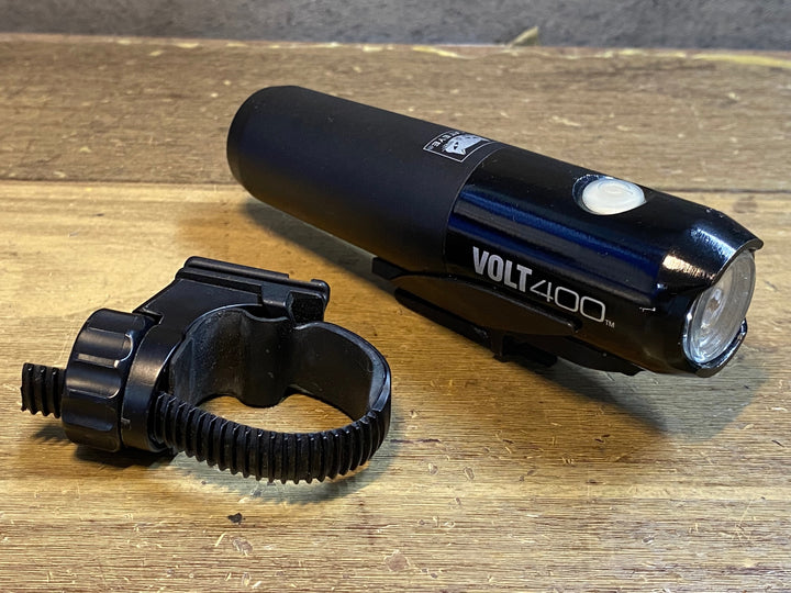 JO734 キャットアイ CATEYE VOLT400 フロントライト 点灯確認済