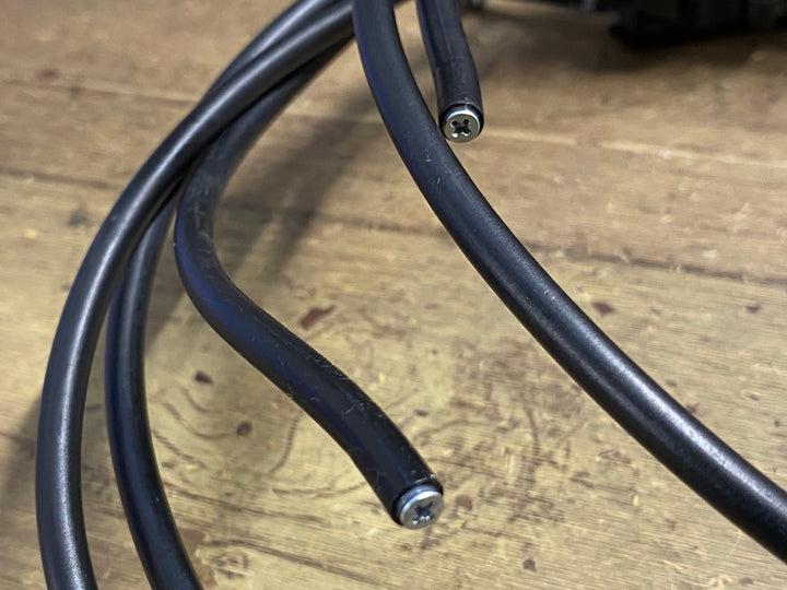 JK446 シマノ SHIMANO デュラエース DURA-ACE BR-R9170 ディスクブレーキ キャリパー セット 油圧 ボルト無し