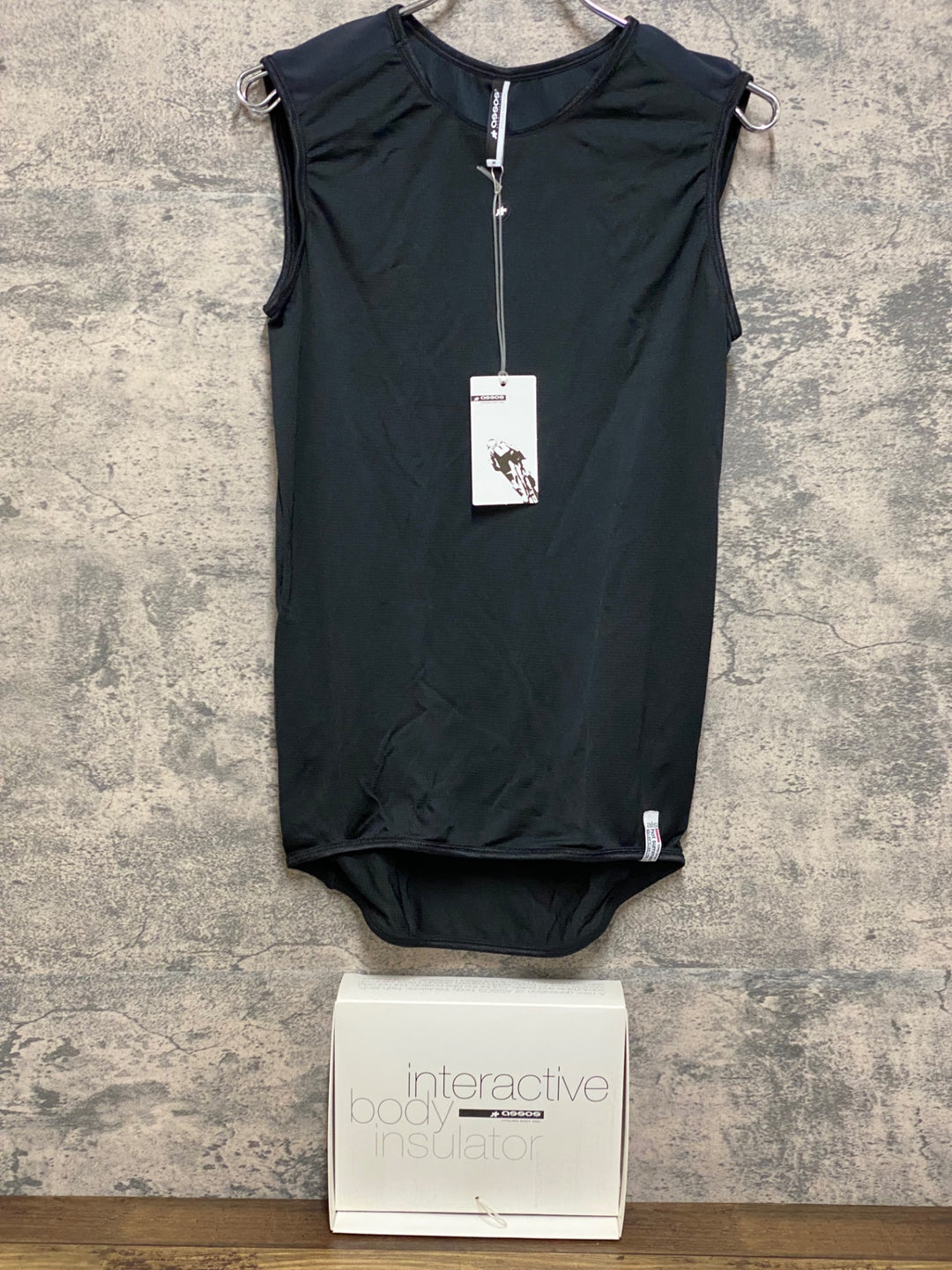 JQ350 アソス ASSOS Body Insulator ベースレイヤー 黒 M