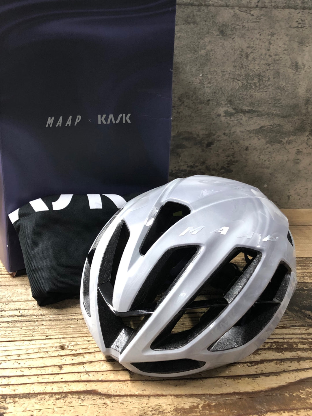 KK137 カスク KASK プロトーネアイコン PROTONE ICON MAAP ヘルメット Mサイズ 52-58cm 白 2023/11製造