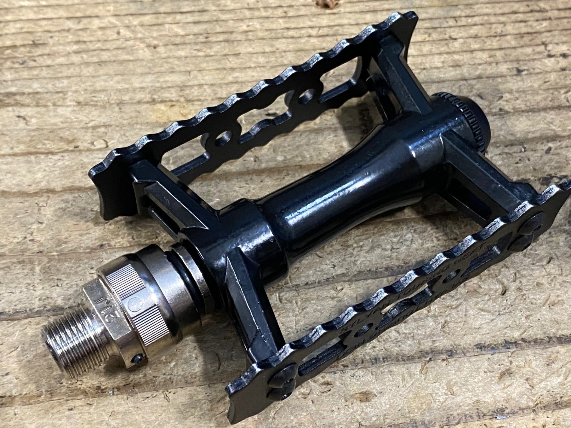 JN983 三ヶ島 MKS SYLVAN TOURING NEXT Ezy Superior フラットペダル