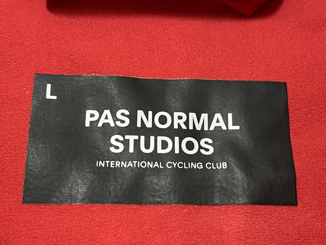 JY627 パスノーマルスタジオ PAS NORMAL STUDIOS MENS STOW AWAY JACKET 長袖 ウィンドブレーカー 赤 L 未使用