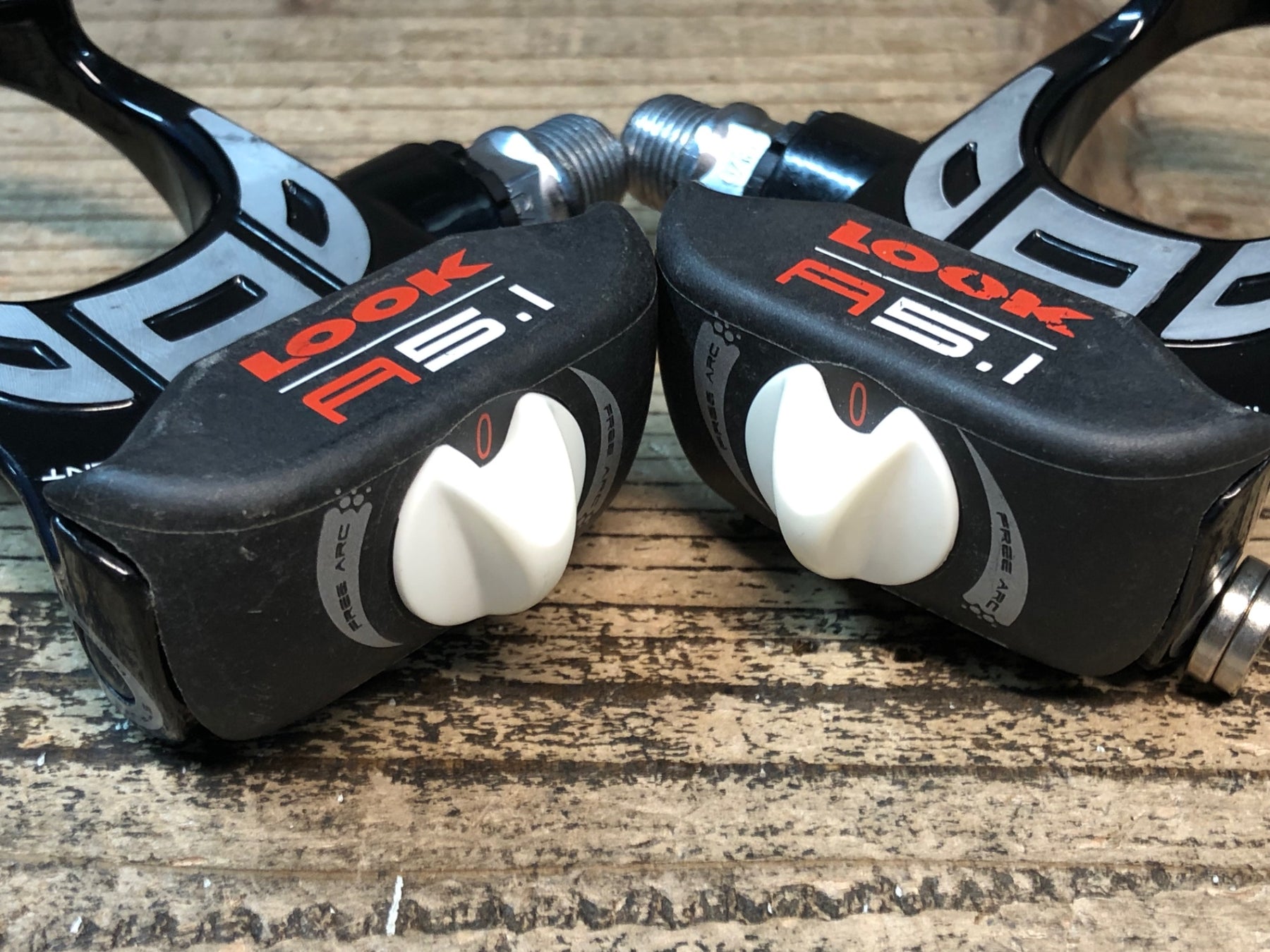 Look A5.1 ビンディングペダル ブラック クリート付き JB514 ルック LOOK A5.1 ビンディングペダル 黒– BICI AMORE ONLINE STORE