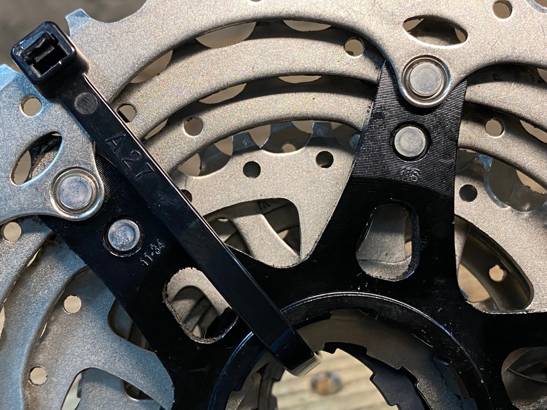 JL058 シマノ SHIMANO 105 CS-HG700-11 スプロケット 11-34T 11S