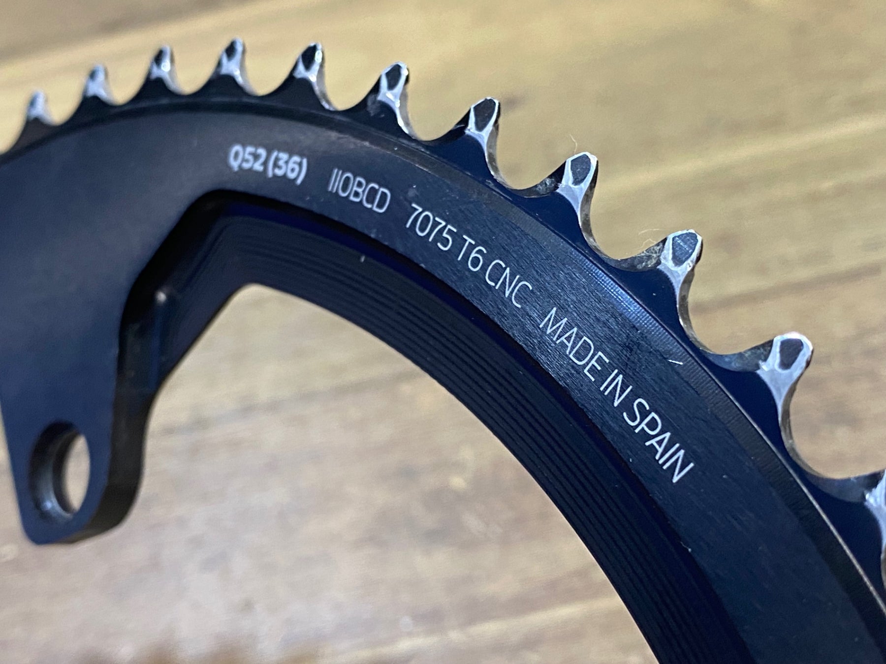 ROTOR Q-RINGS チェーンリング 52/36T 楕円 JR682 ローター ROTOR Q-RINGS 52/36T 楕円チェーンリング BCD110